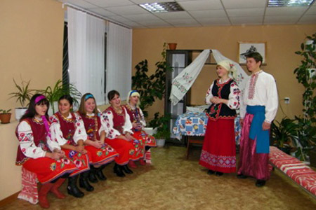 Фото 9. під час святкування Андріївських вечорниць